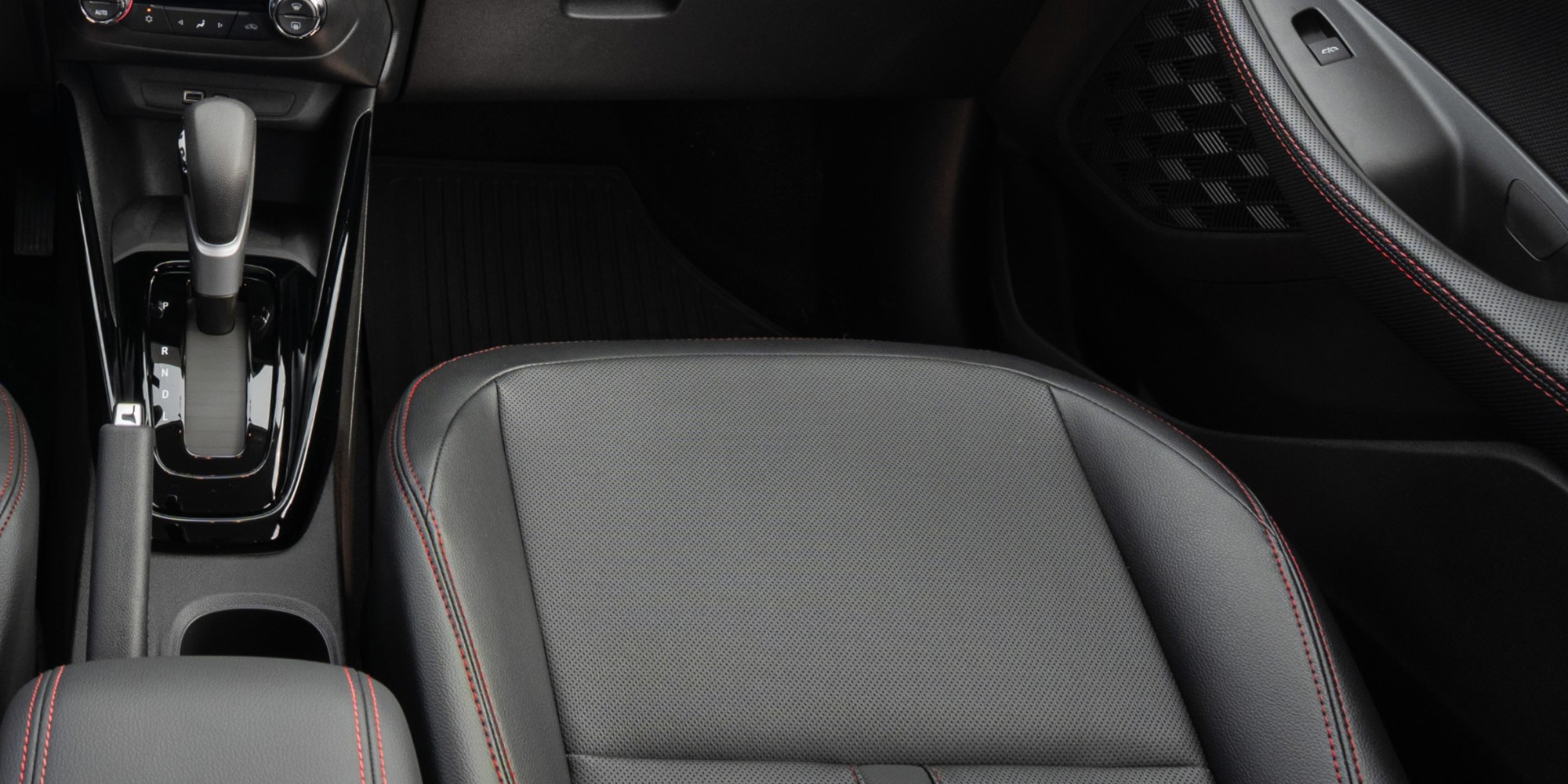 Chevrolet Montana 2027 com acabamento interno premium